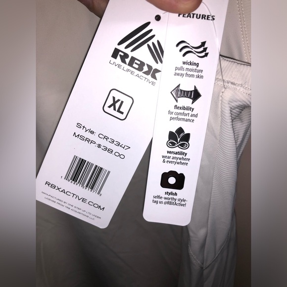 White flowy tank top - Picture 3 of 4